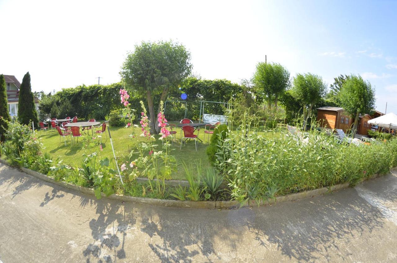 Casa Bucuria Hotel คอสติเนช ภายนอก รูปภาพ